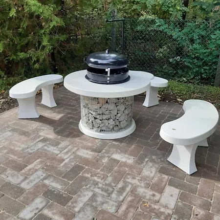 Apartment Tuja Vendeghaz