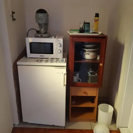 Tuja Vendeghaz Apartment *